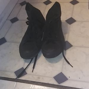 All black converse all star